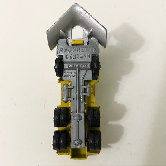 Lot of 4 Vintage Majorette Benton Cement Truck Ford Oil Tanker Bernard Semi - Picture 14 of 14